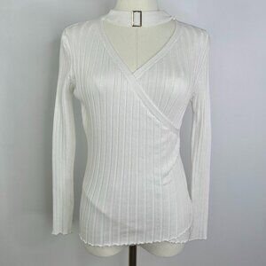 White Cut-Out Buckle V-Neck Sweater